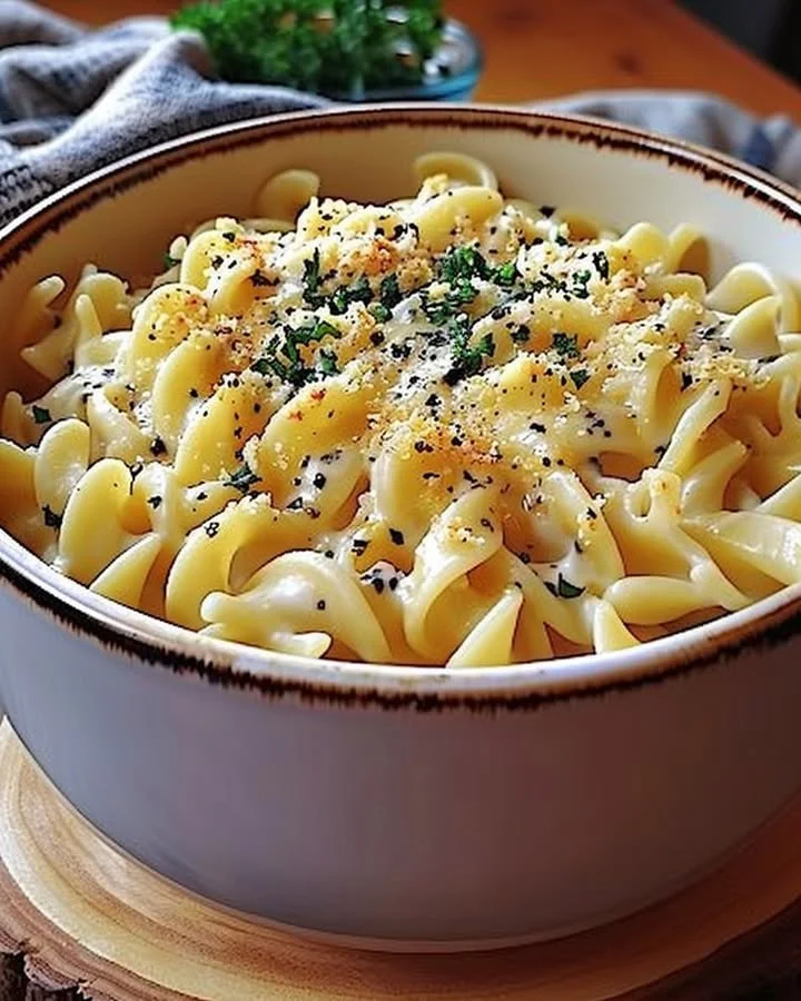 Delicious Cafeteria Noodles served with fresh ingredients in a bowl